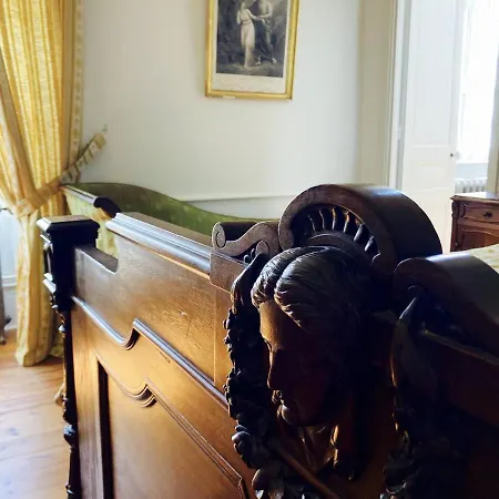 Chateau Isigny, Le Plus Petit Et Le Plus Secret Des Chateaux De Charme Exterior photo