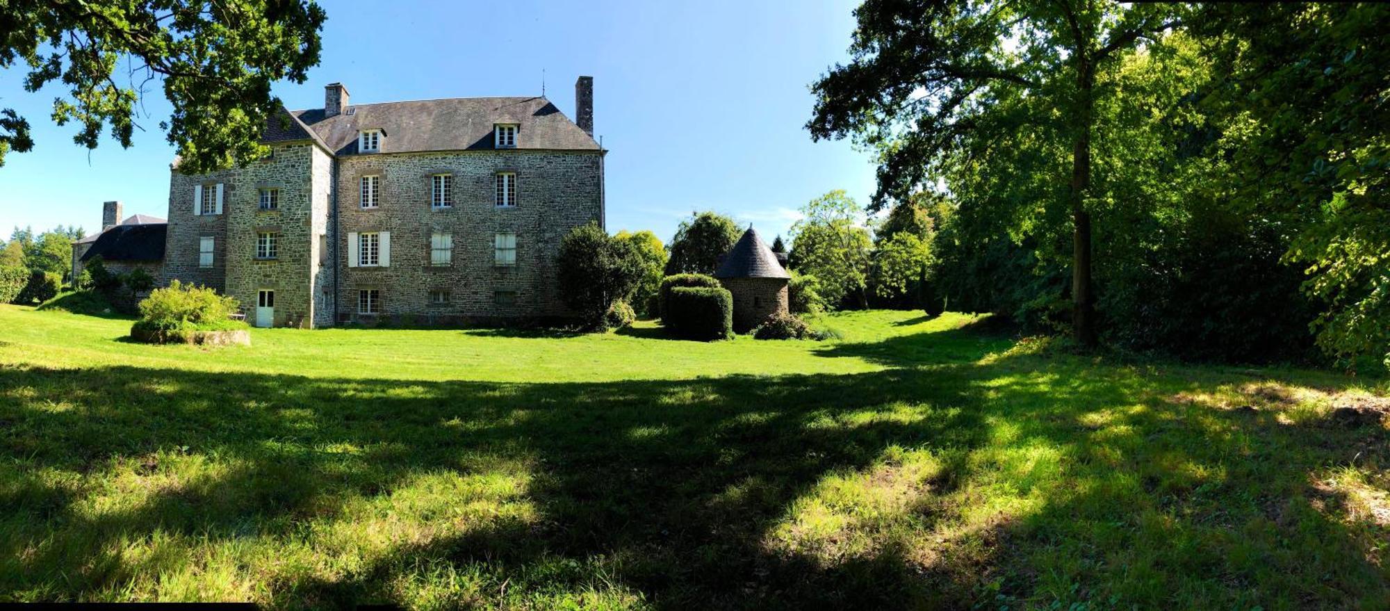 Chateau Isigny - Charme Francais, Proche Du Mont Saint-Michel